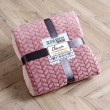 Load image into Gallery viewer, Chevron Ombre Effect Throw