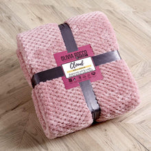 Load image into Gallery viewer, Cloud Honeycomb Throw