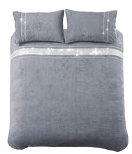Load image into Gallery viewer, Diamante Teddy Duvet Cover Set