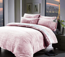 Load image into Gallery viewer, Diamante Teddy Duvet Cover Set