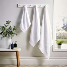 Load image into Gallery viewer, Luxury 600GSM Bamboo Towels, Eco Friendly Bathroom Essentials