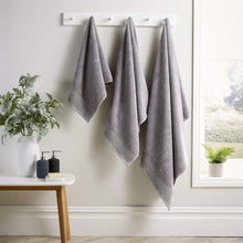 Load image into Gallery viewer, Luxury 600GSM Bamboo Towels, Eco Friendly Bathroom Essentials