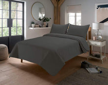 Load image into Gallery viewer, Capri Bedspread