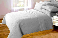 Load image into Gallery viewer, Sorrento Bedspread Set