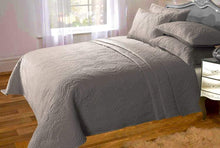 Load image into Gallery viewer, Sorrento Bedspread Set