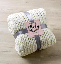 Load image into Gallery viewer, Handmade Chunky Cable Knit Throw