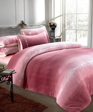 Load image into Gallery viewer, Ombre Teddy Duvet Cover Set