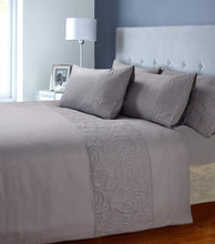 Load image into Gallery viewer, Venezia Duvet Set