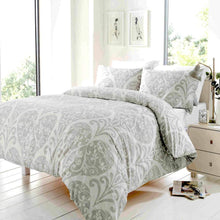 Load image into Gallery viewer, Chloe Duvet Set
