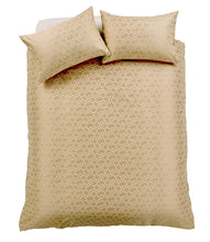 Load image into Gallery viewer, Hampton Duvet Set
