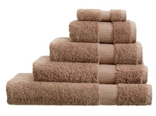 Load image into Gallery viewer, Luxe Collection 700GSM Towel
