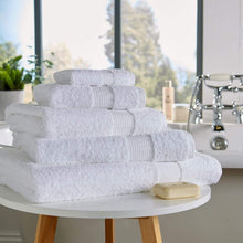 Load image into Gallery viewer, Luxe Collection 700GSM Towel

