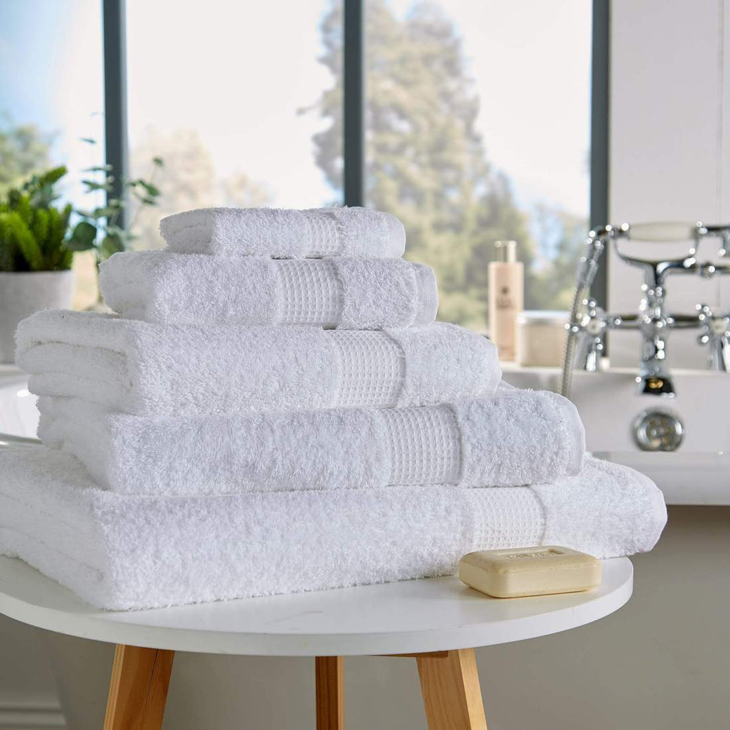 Luxe Collection 700GSM Towel