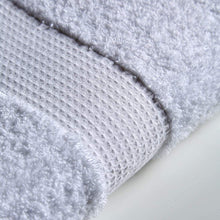 Load image into Gallery viewer, Luxe Collection 700GSM Towel
