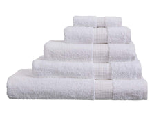 Load image into Gallery viewer, Luxe Collection 700GSM Towel
