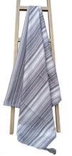 Load image into Gallery viewer, Mia Bohemian Throw
