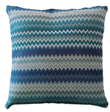 Load image into Gallery viewer, Mia Bohemian Throw
