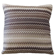 Load image into Gallery viewer, Mia Bohemian Throw
