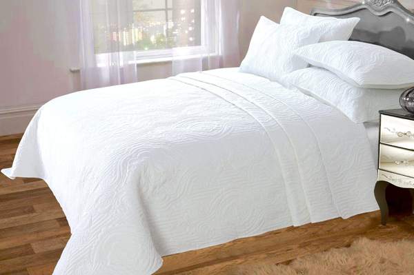 Sorrento Bedspread Set