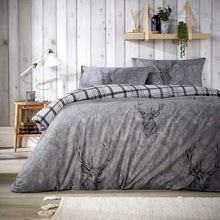 Load image into Gallery viewer, Highland Stag Duvet Cover Set
