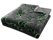 Load image into Gallery viewer, Outer Space Glow In The Dark Teddy Duvet Set
