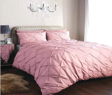 Load image into Gallery viewer, Pintuck Duvet Cover Set

