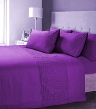 Load image into Gallery viewer, Venezia Duvet Set
