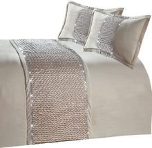 Load image into Gallery viewer, Zenia Luxury Duvet Set

